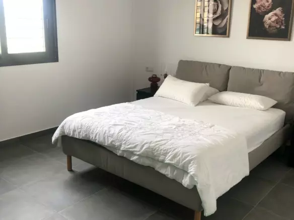 5-bedroom Villa In Pinoso, Spain (247 M²)