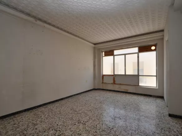5-bedroom Apartment In Pinoso, Spain (220 M²)