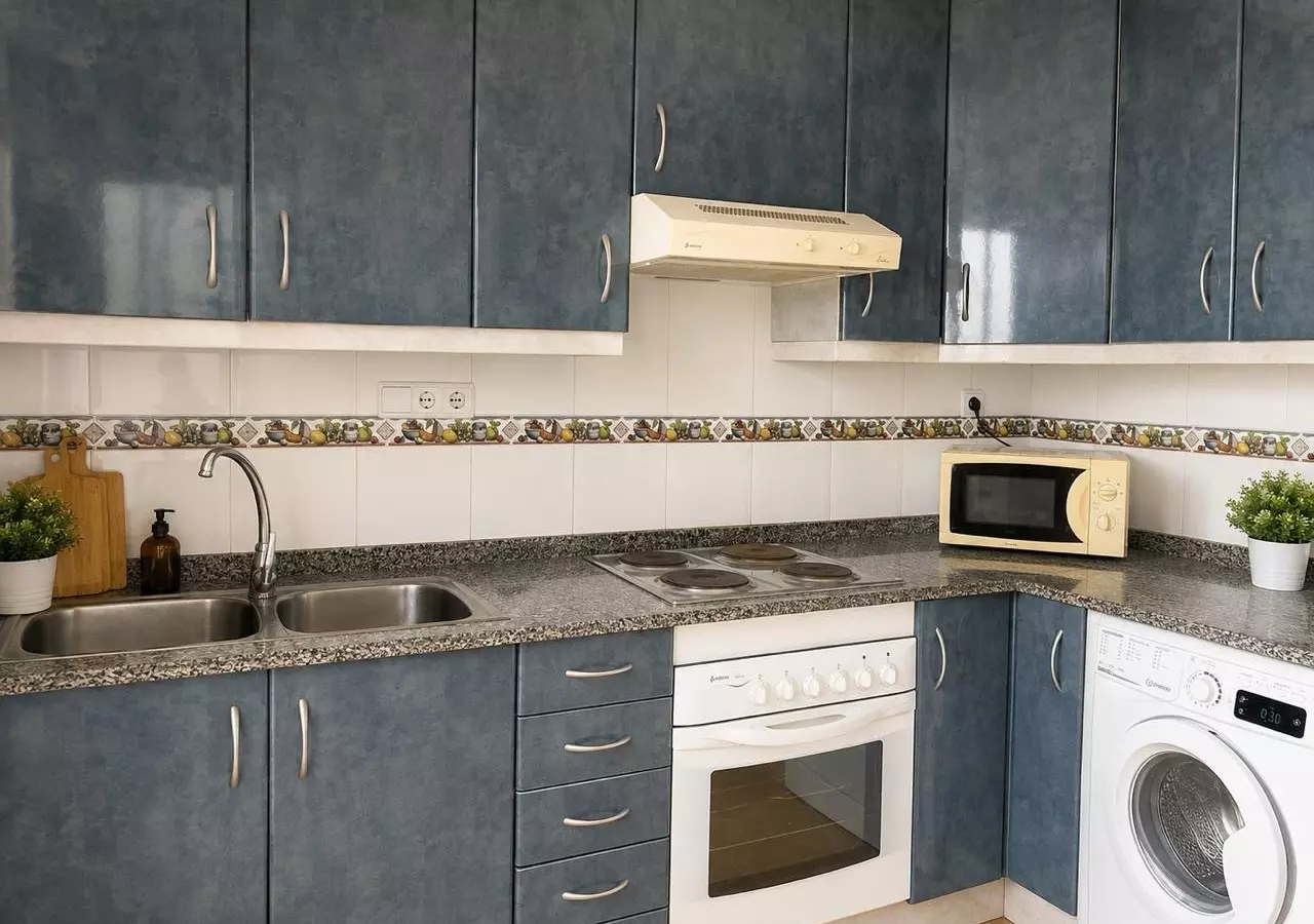 3-bedroom Apartment In Orihuela Costa, Spain (52 M²)