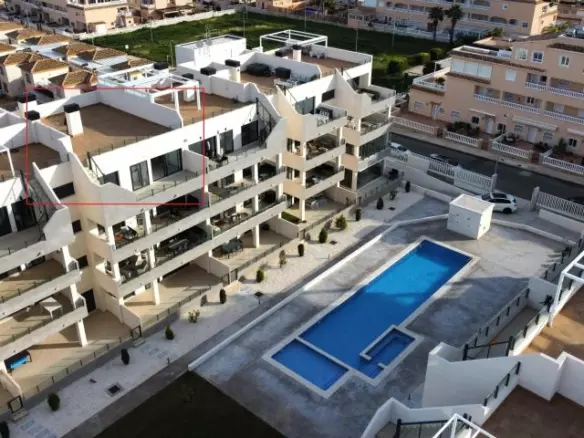 3-bedroom Apartment In Orihuela Costa, Spain (140 M²)