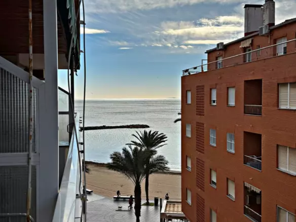 3-bedroom Apartment In Torrevieja, Spain (83 M²)