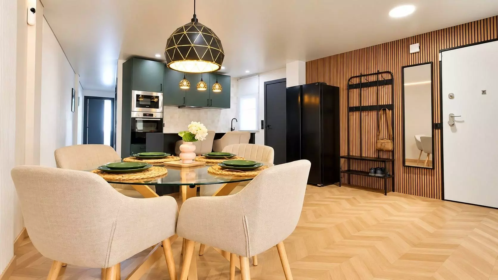 3-bedroom Apartment In Torrevieja, Spain (119 M²)