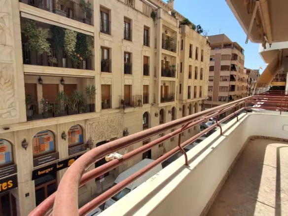 4-bedroom Apartment In Orihuela, Spain (140 M²)