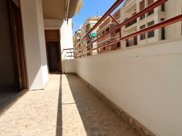 4-bedroom Apartment In Orihuela, Spain (140 M²)