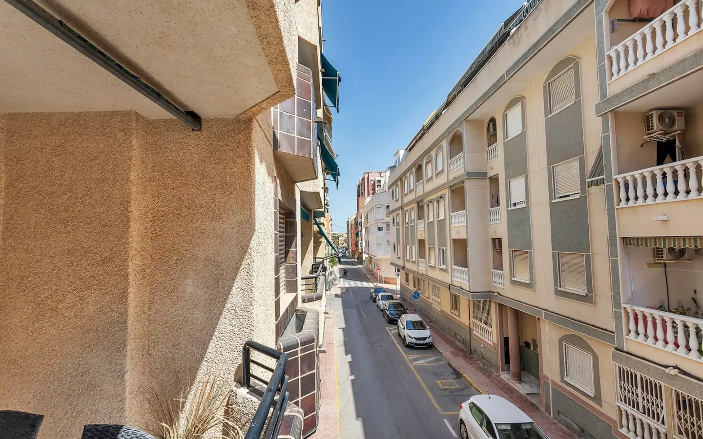 3-bedroom Apartment In Torrevieja, Spain (101 M²)