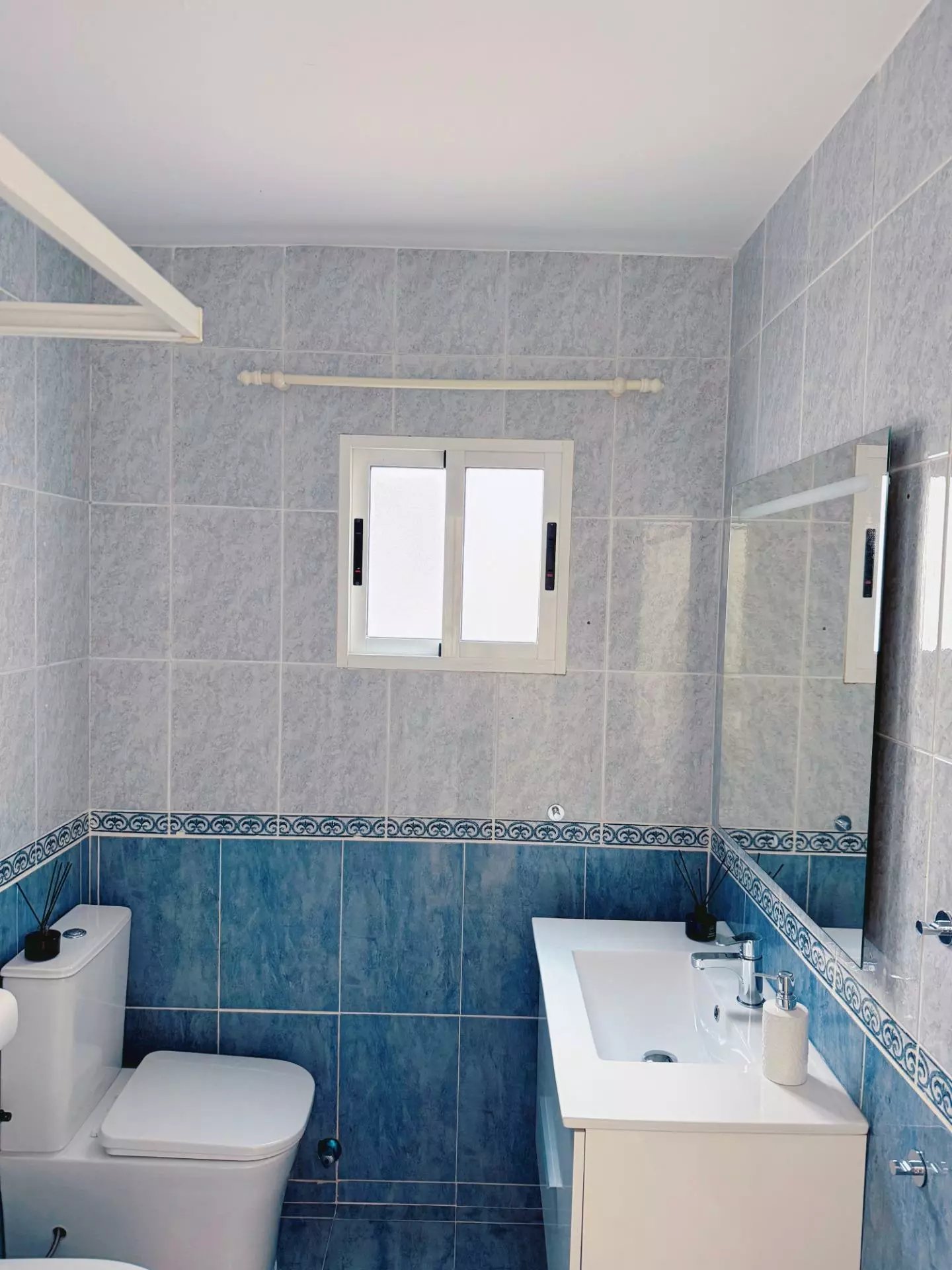 3-bedroom Apartment In Torrevieja, Spain (83 M²)