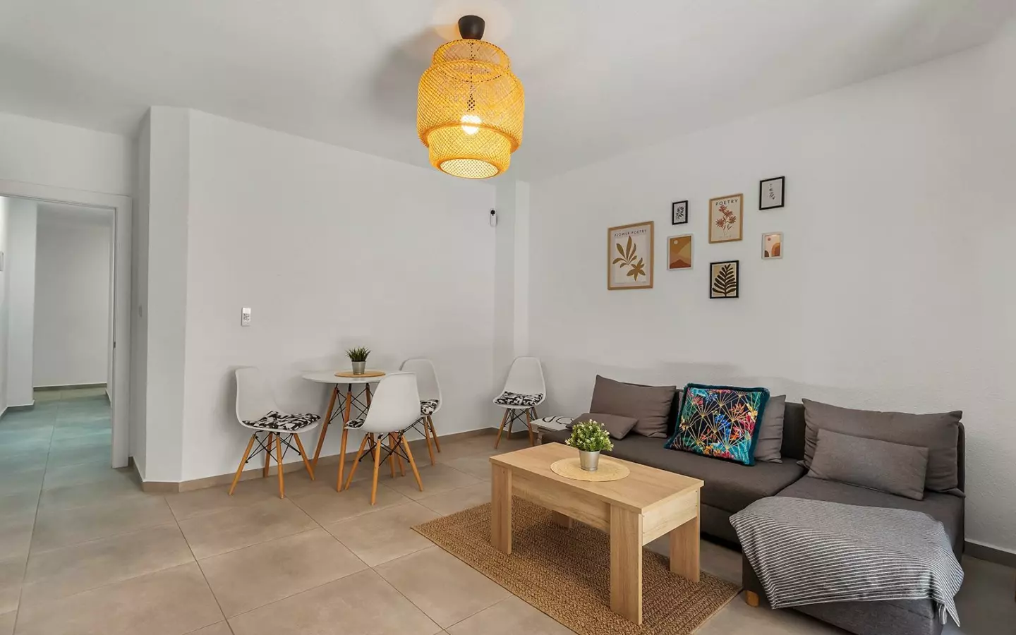3-bedroom Apartment In Torrevieja, Spain (101 M²)