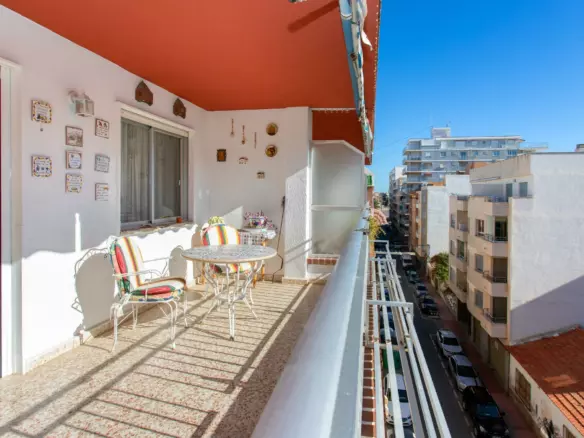 3-bedroom Penthouse In Torrevieja, Spain (88 M²)