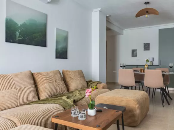 3-bedroom Apartment In Torrevieja, Spain (84 M²)