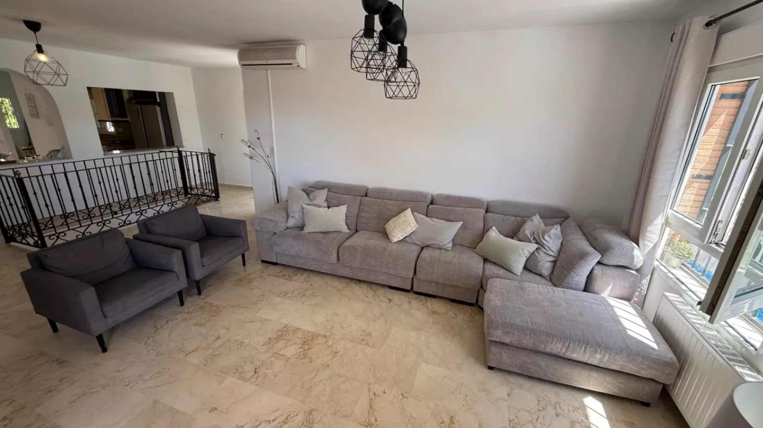4-bedroom Villa In Orihuela, Spain (137 M²)