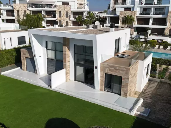 3-bedroom Semi In Orihuela Costa, Spain (102 M²)
