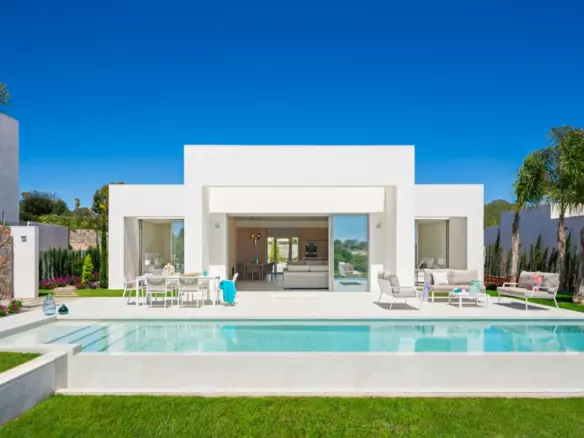 4-bedroom House In Orihuela Costa, Spain (200 M²)