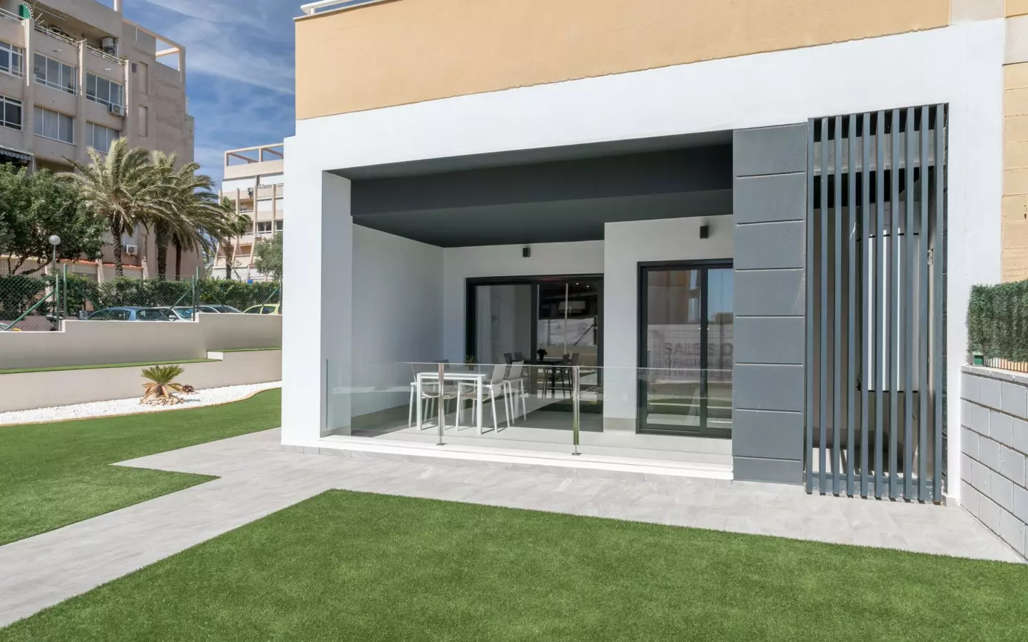 3-bedroom Penthouse In Torrevieja, Spain (85 M²)