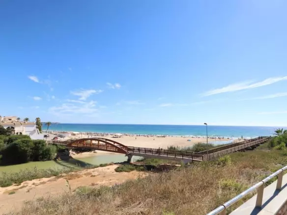2-bedroom Penthouse In Pilar De La Horadada, Spain (87 M²)