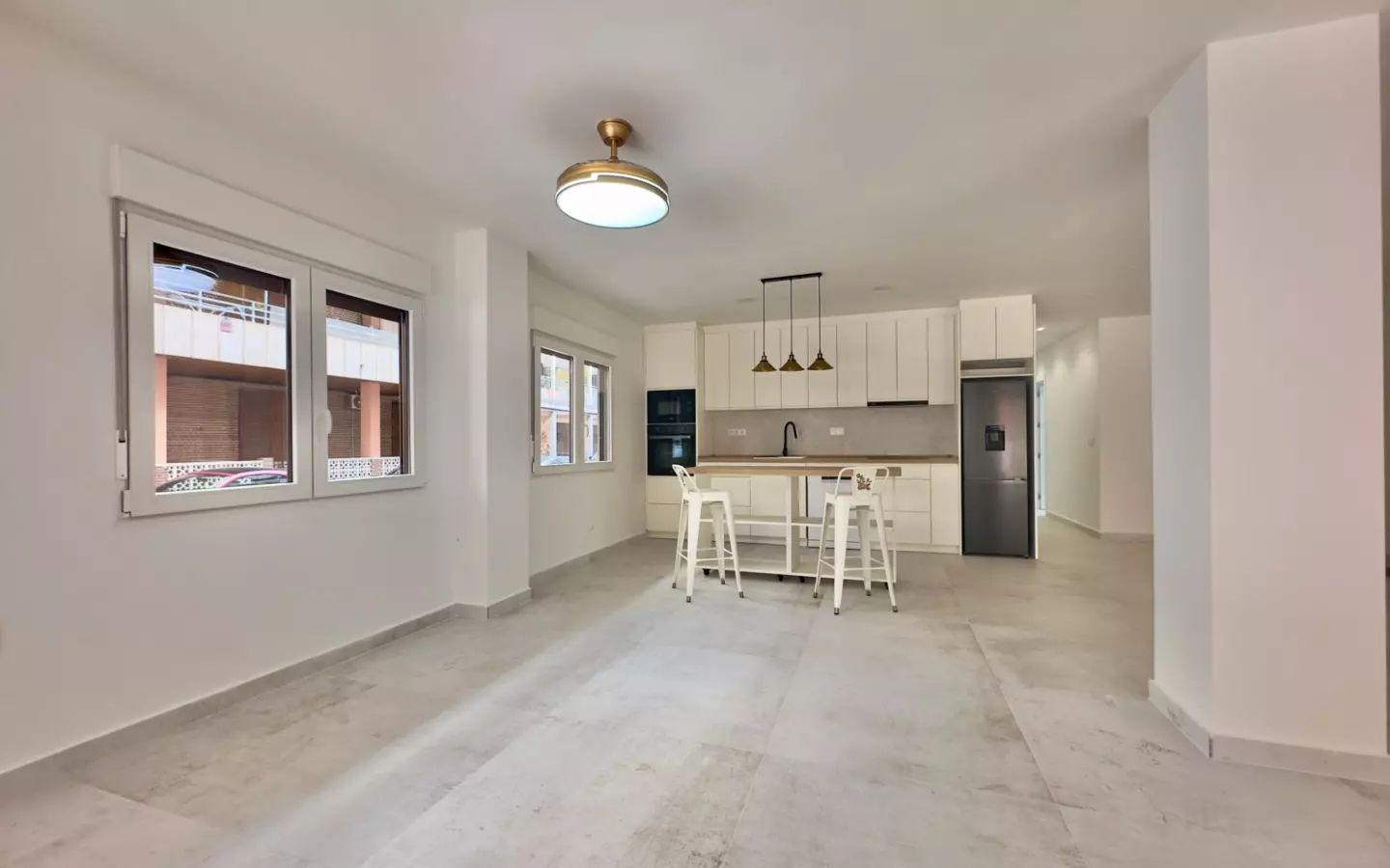 3-bedroom Apartment In Torrevieja, Spain (150 M²)