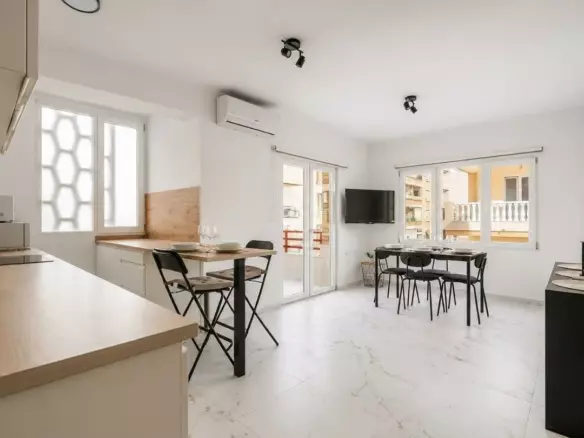 2-bedroom Apartment In Torrevieja, Spain (64 M²)