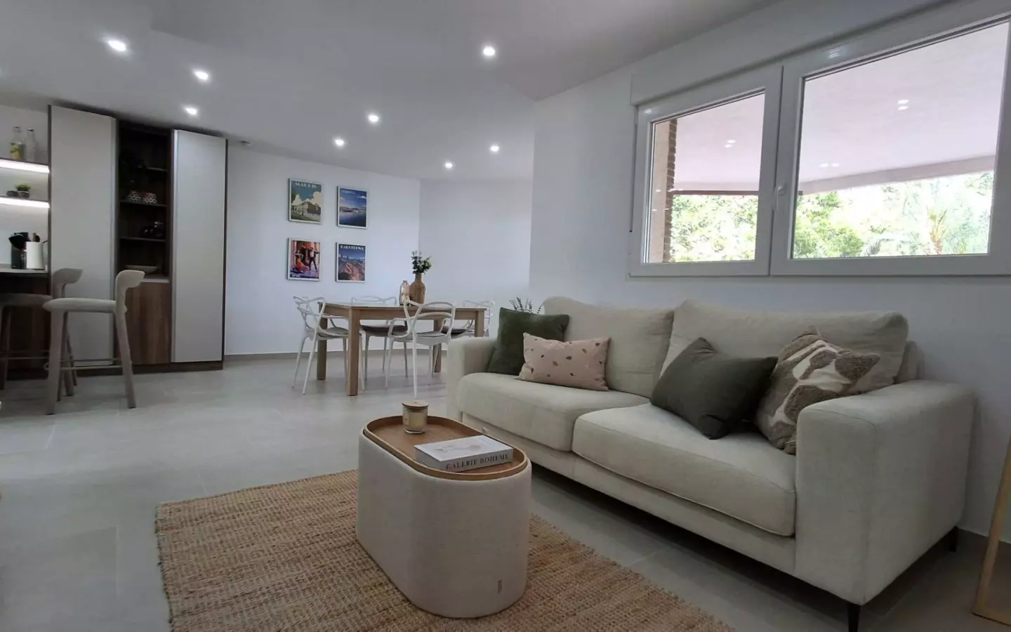 2-bedroom Apartment In Torrevieja, Spain (105 M²)