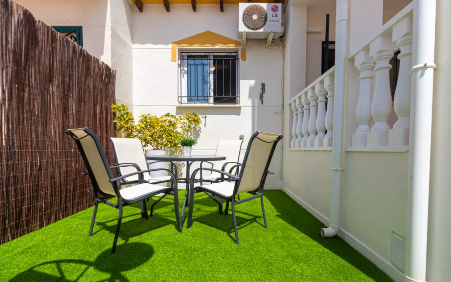 3-bedroom Townhouse In Torrevieja, Spain (85 M²)