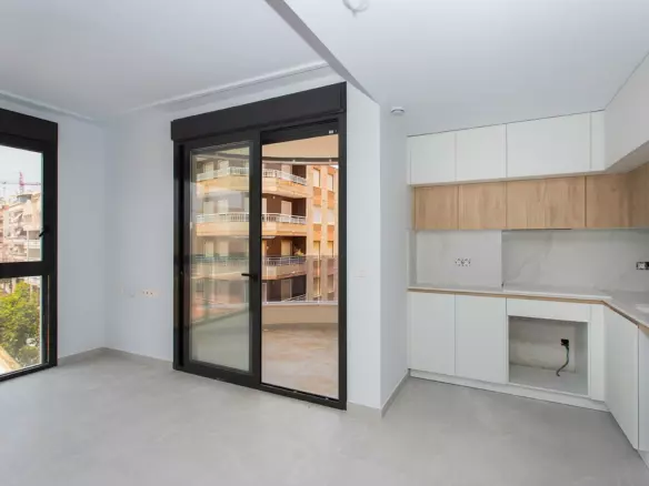 2-bedroom Apartment In Torrevieja, Spain (83 M²)