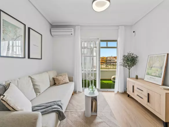 2-bedroom Apartment In Orihuela Costa, Spain (68 M²)