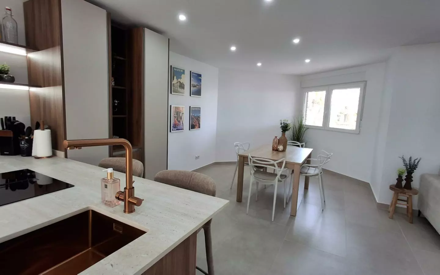 2-bedroom Apartment In Torrevieja, Spain (105 M²)