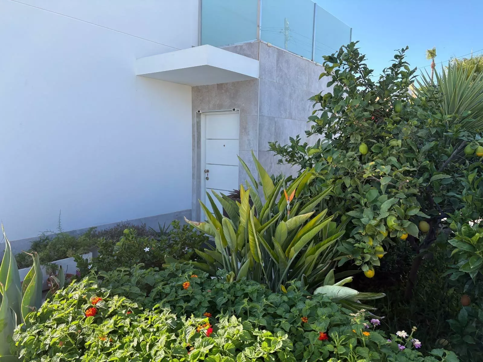 2-4-f9382f 2-bedroom Semi In Torrevieja, Spain (130 M²)