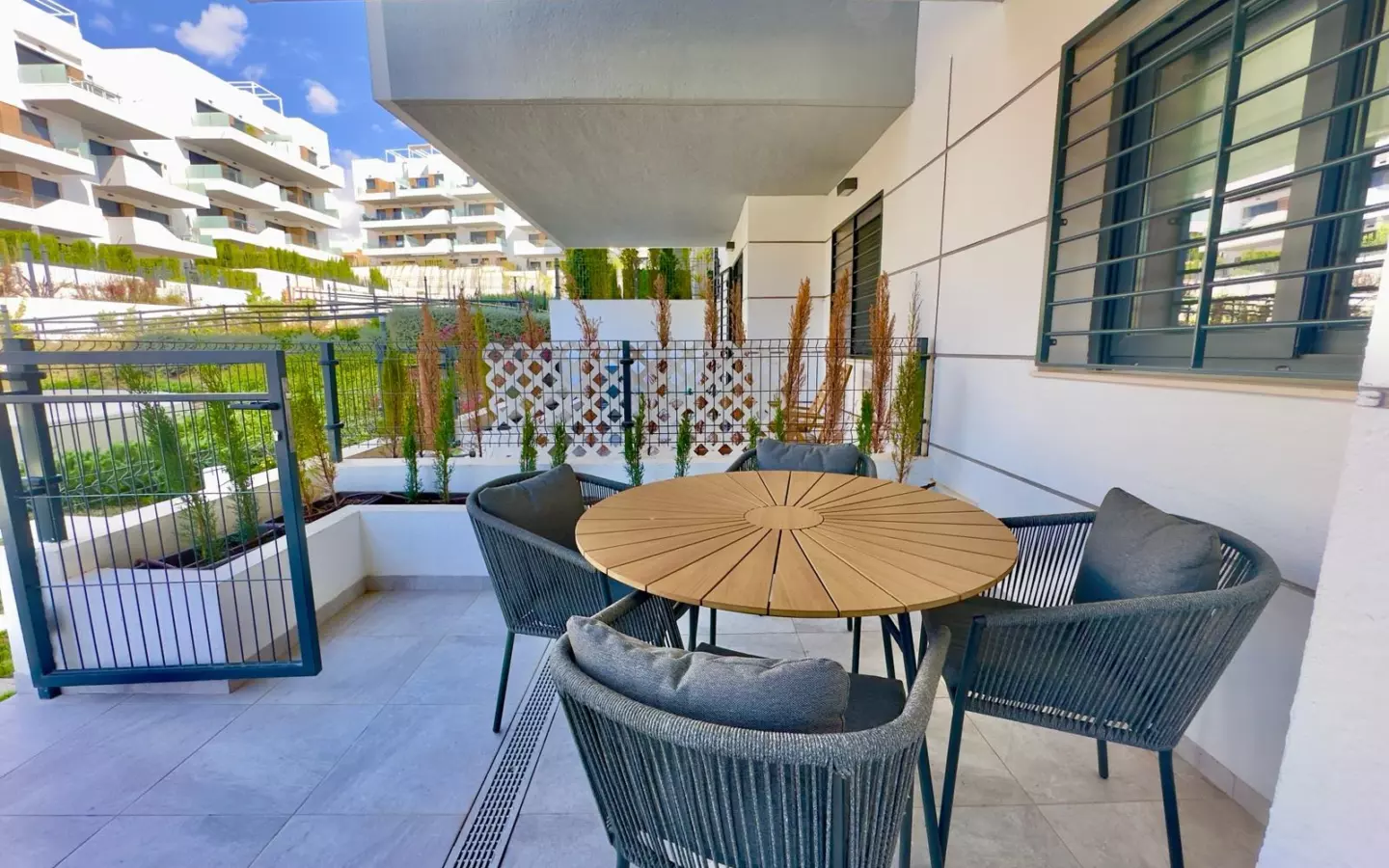 2-bedroom Apartment In Orihuela Costa, Spain (73 M²)