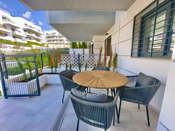 2-bedroom Apartment In Orihuela Costa, Spain (73 M²)