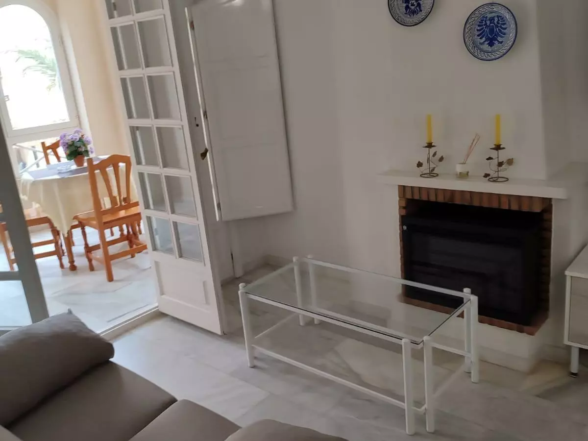 2-bedroom Apartment In Torrevieja, Spain (72 M²)