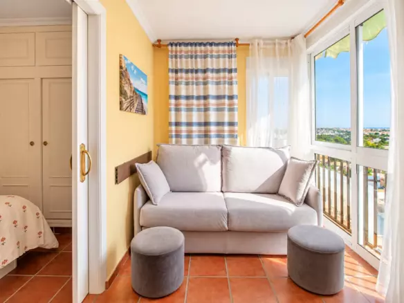 1-bedroom Apartment In Orihuela Costa, Spain (42 M²)