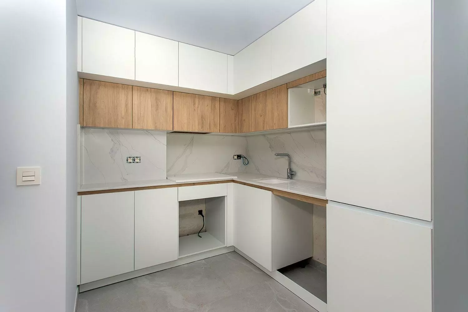 2-bedroom Apartment In Torrevieja, Spain (83 M²)