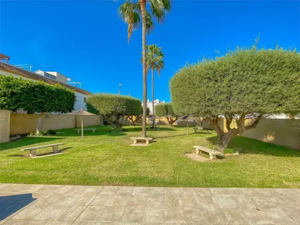 2-bedroom Bungalow In Torrevieja, Spain (55 M²)