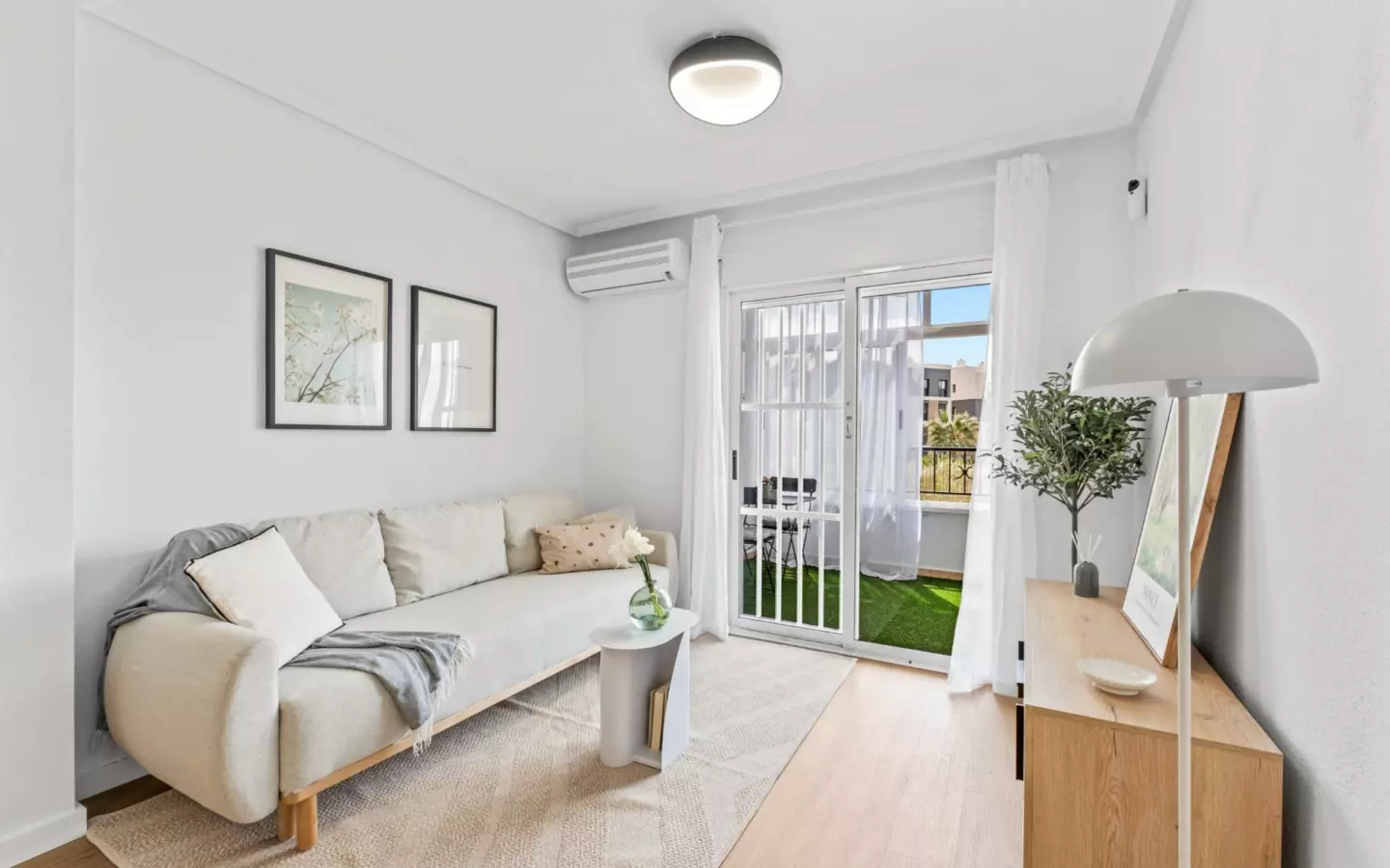 2-bedroom Apartment In Orihuela Costa, Spain (68 M²)
