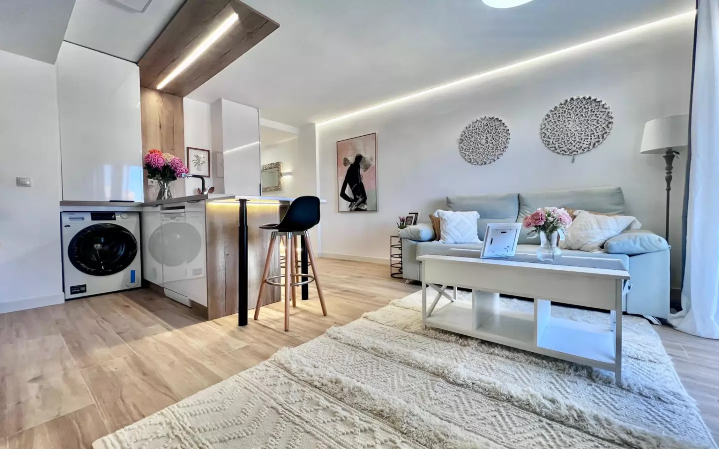 3-bedroom Apartment In Torrevieja, Spain (75 M²)