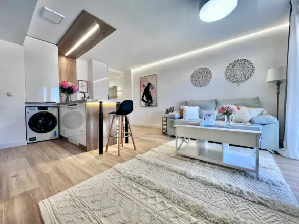 3-bedroom Apartment In Torrevieja, Spain (75 M²)