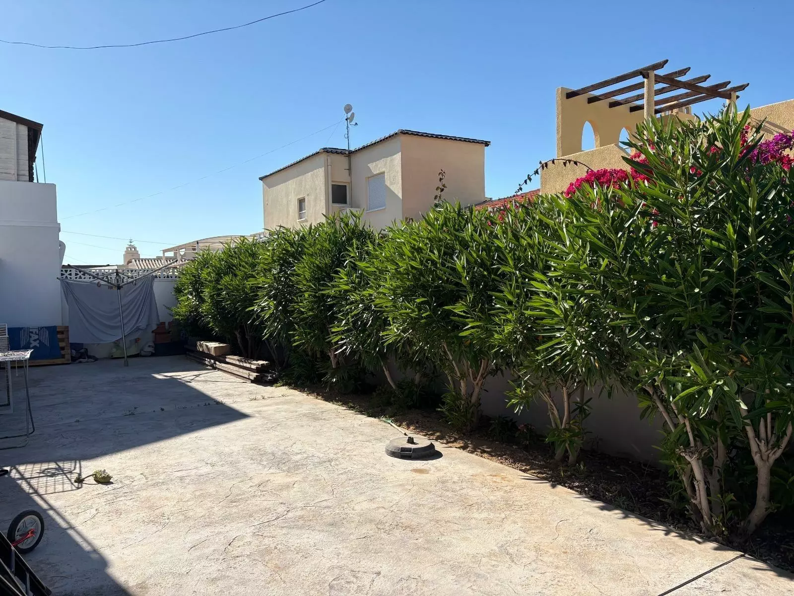 2-7-312fc6 2-bedroom Semi In Torrevieja, Spain (130 M²)