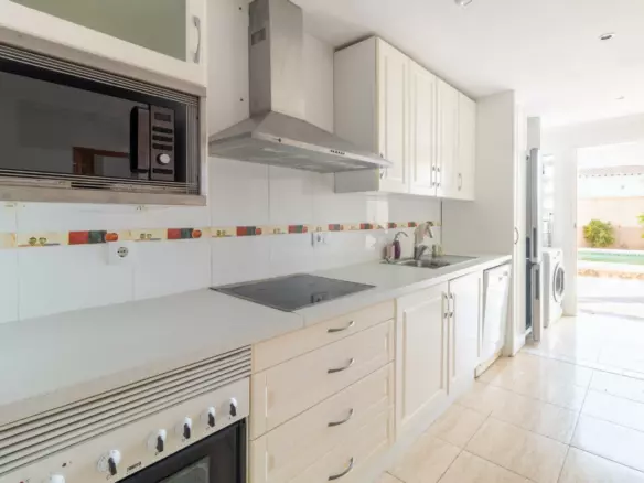 3-bedroom Bungalow In Orihuela Costa, Spain (101 M²)