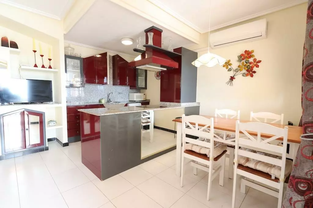 2-bedroom Apartment In Torrevieja, Spain (75 M²)