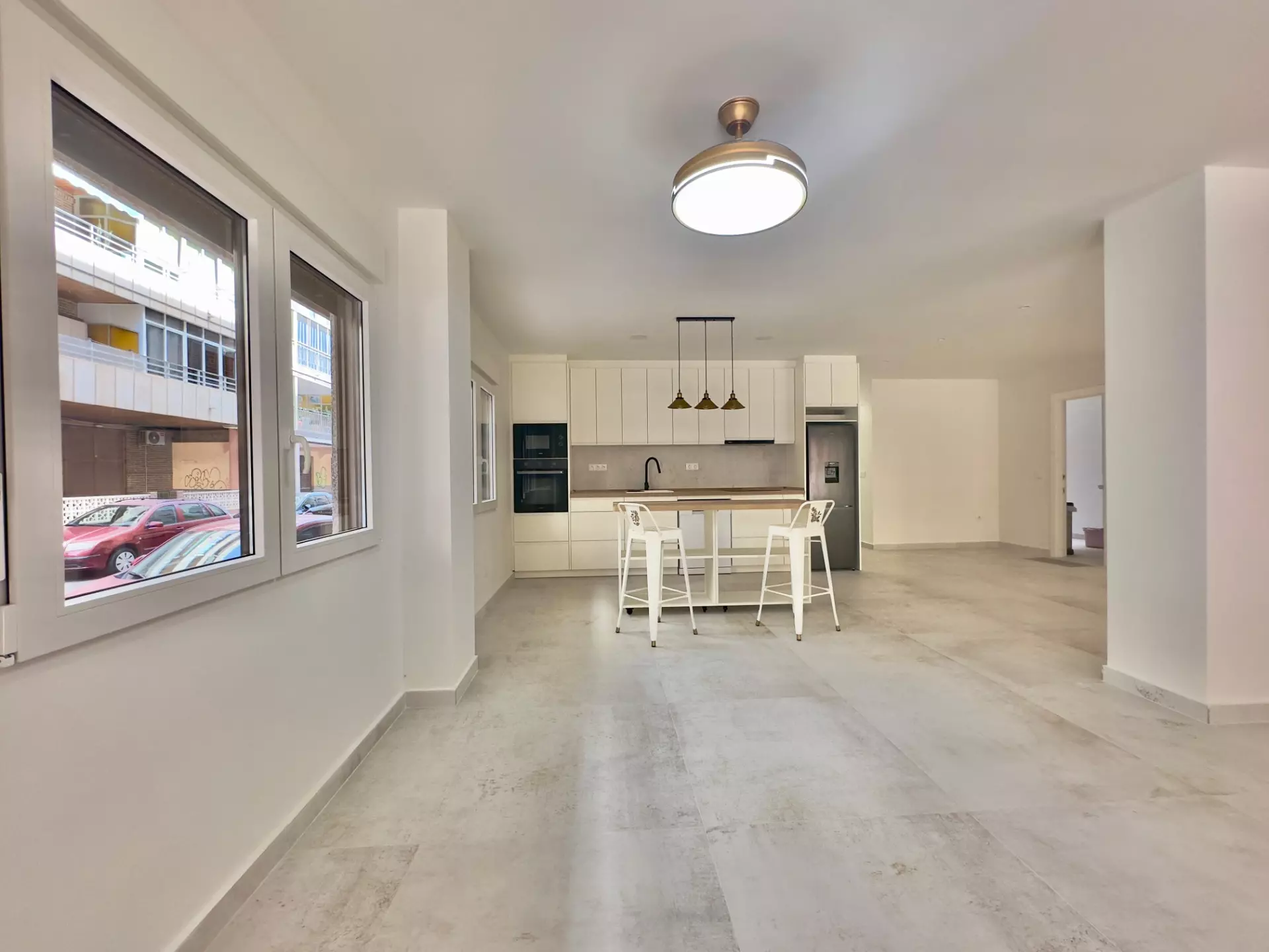 3-bedroom Apartment In Torrevieja, Spain (150 M²)
