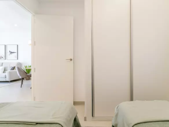 3-bedroom Penthouse In Torrevieja, Spain (85 M²)