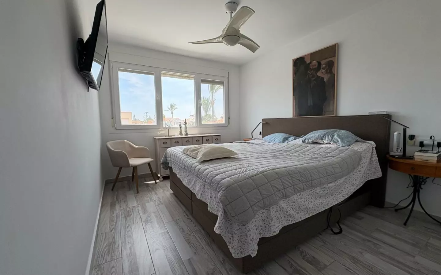 2-bedroom Semi In Torrevieja, Spain (130 M²)