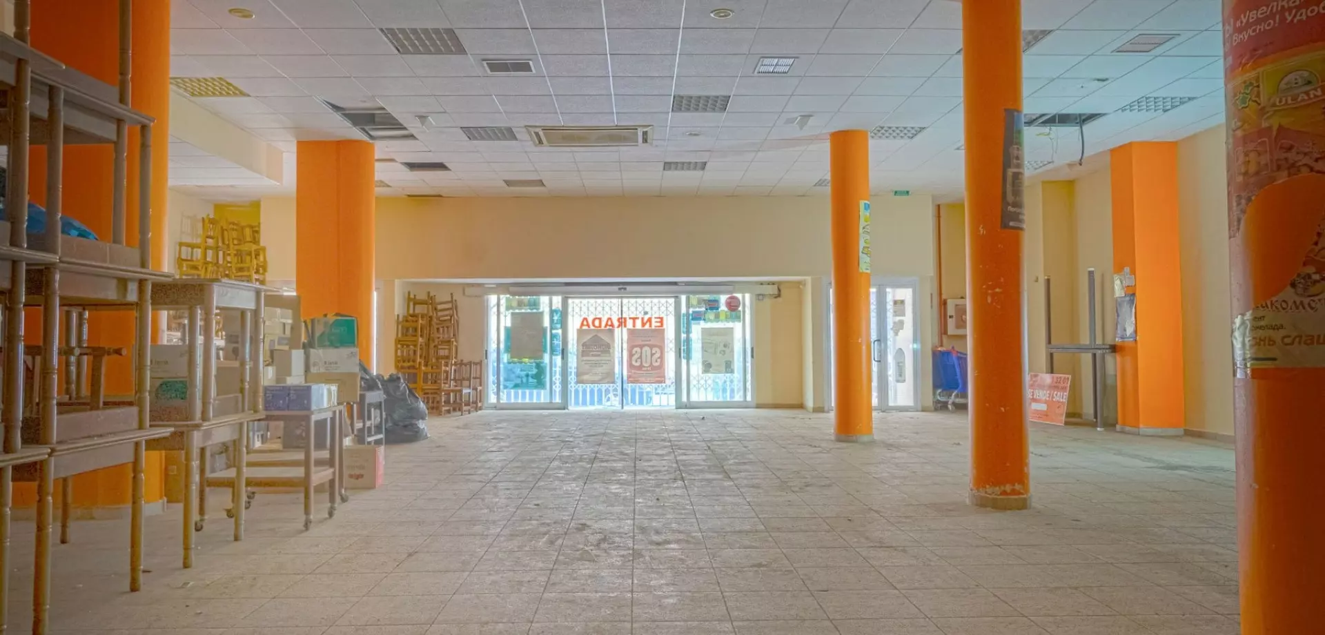 261423_xl-6a0647 1-bedroom Property In Torrevieja, Spain (722 M²)