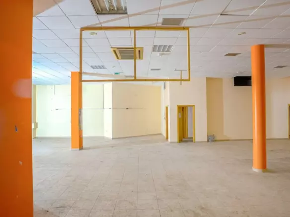 1-bedroom Property In Torrevieja, Spain (722 M²)