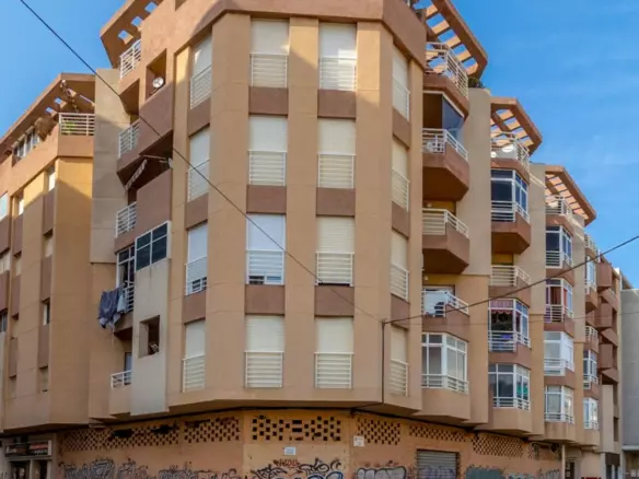 1-bedroom Property In Torrevieja, Spain (722 M²)