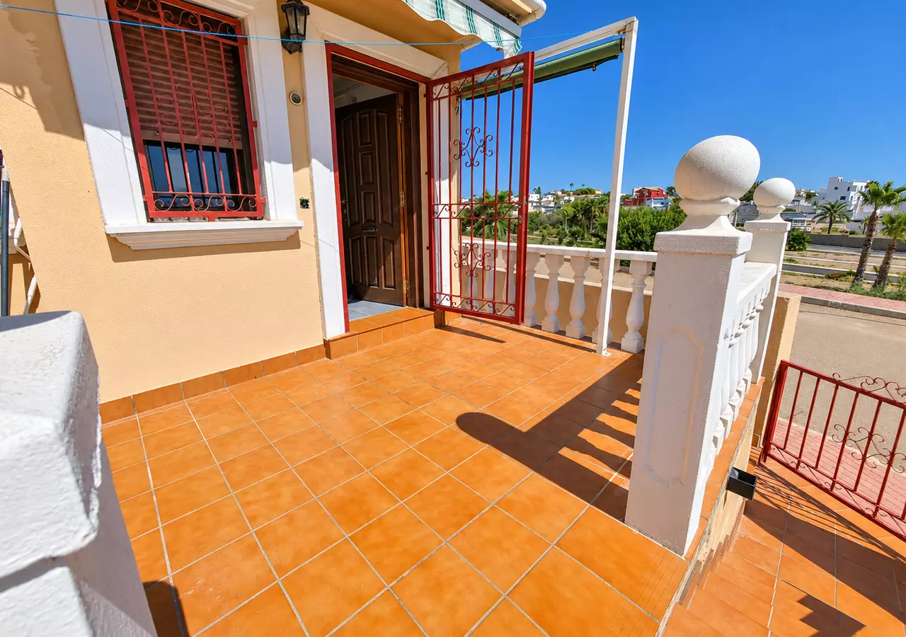 2-bedroom Villa In Villamartin, Spain (77 M²)