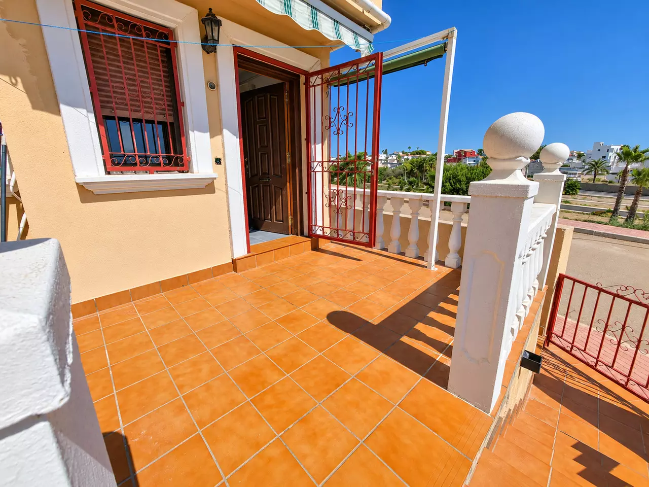 2-bedroom Villa In Villamartin, Spain (77 M²)