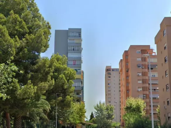 1-bedroom Warehouse In Benidorm, Spain (225 M²)