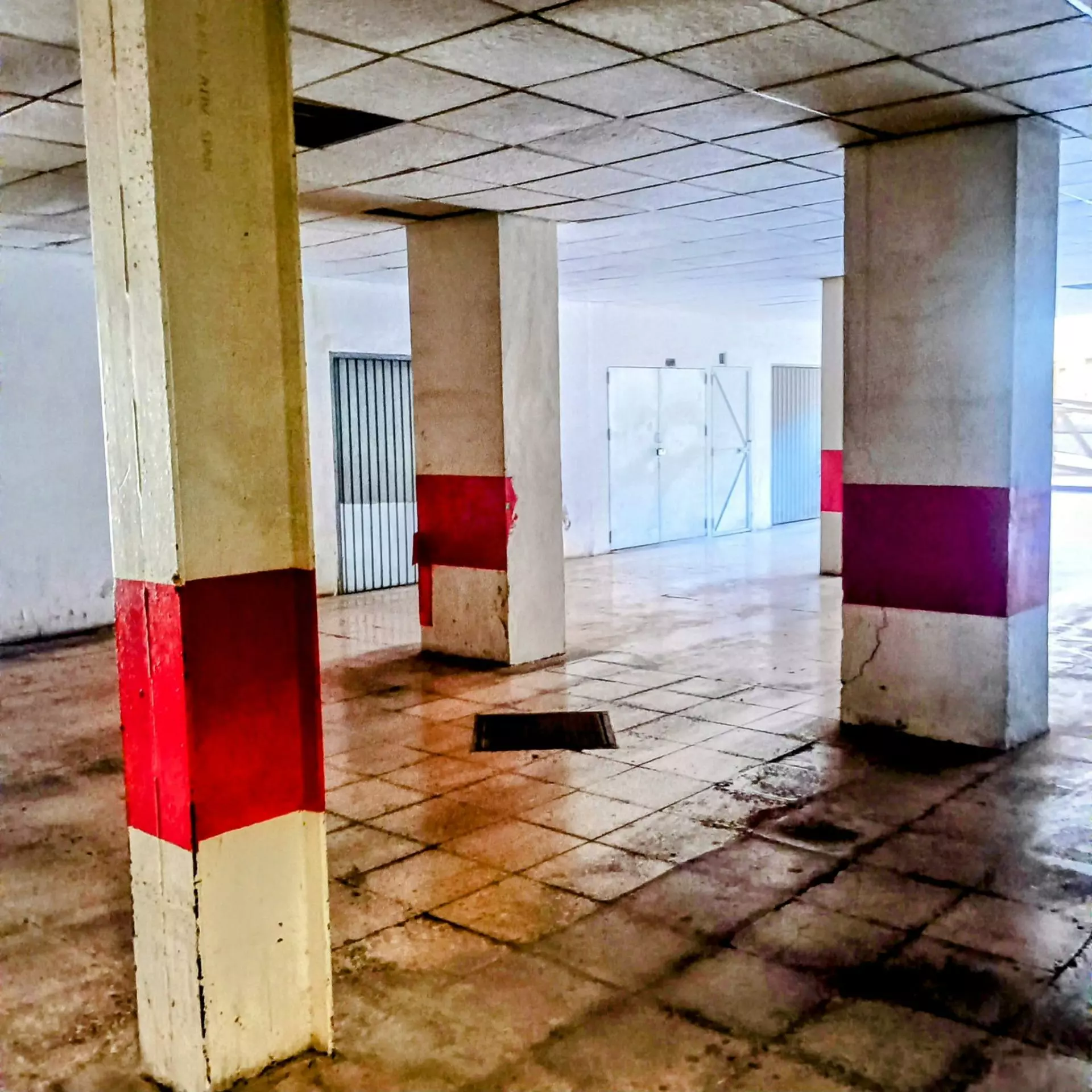 1-bedroom Warehouse In Benidorm, Spain (225 M²)