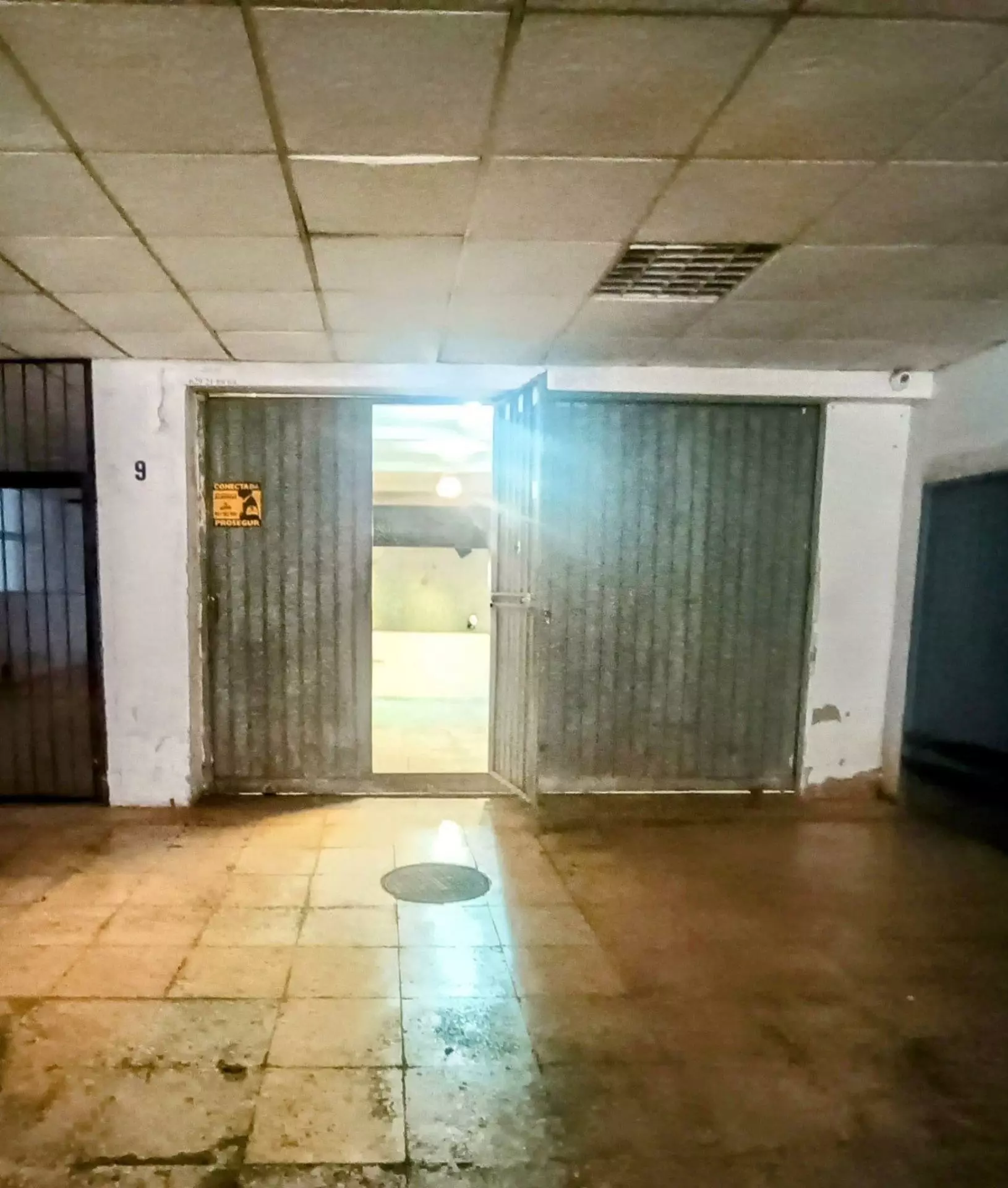 1-bedroom Warehouse In Benidorm, Spain (225 M²)