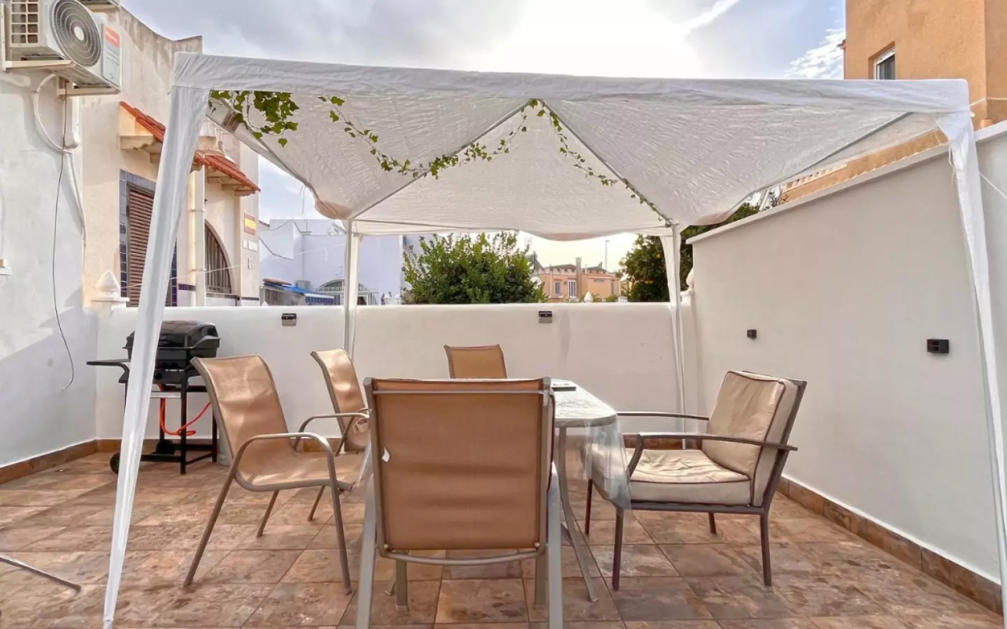 2-bedroom Bungalow In Orihuela Costa, Spain (83 M²)